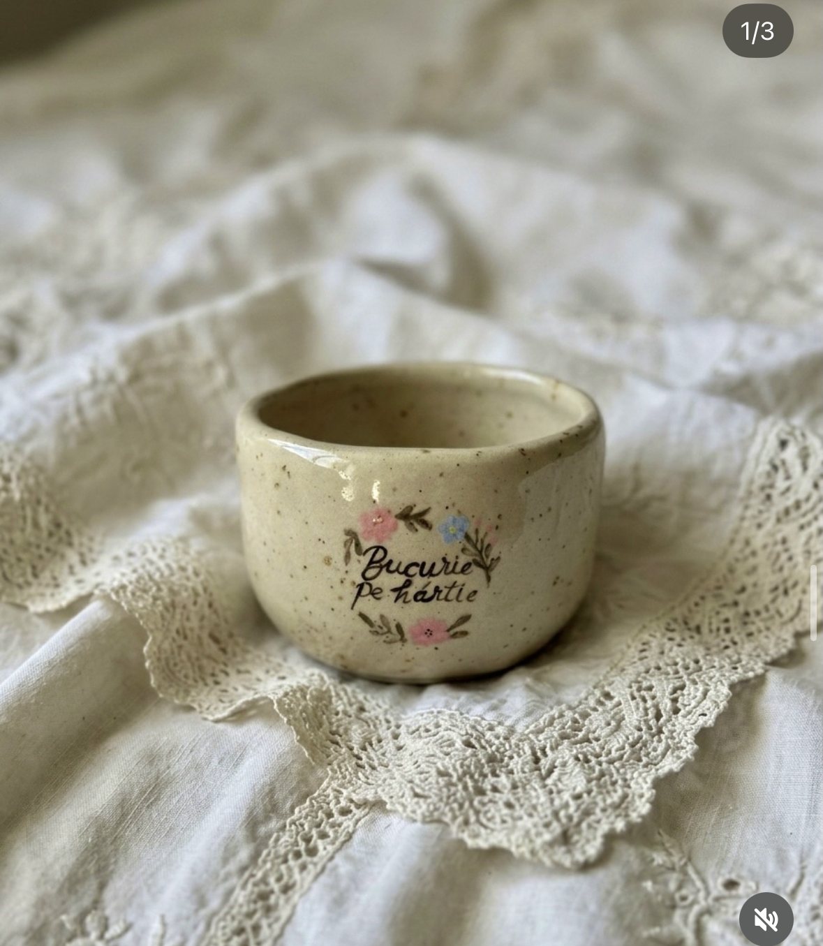 Hand-painted bucurie cup